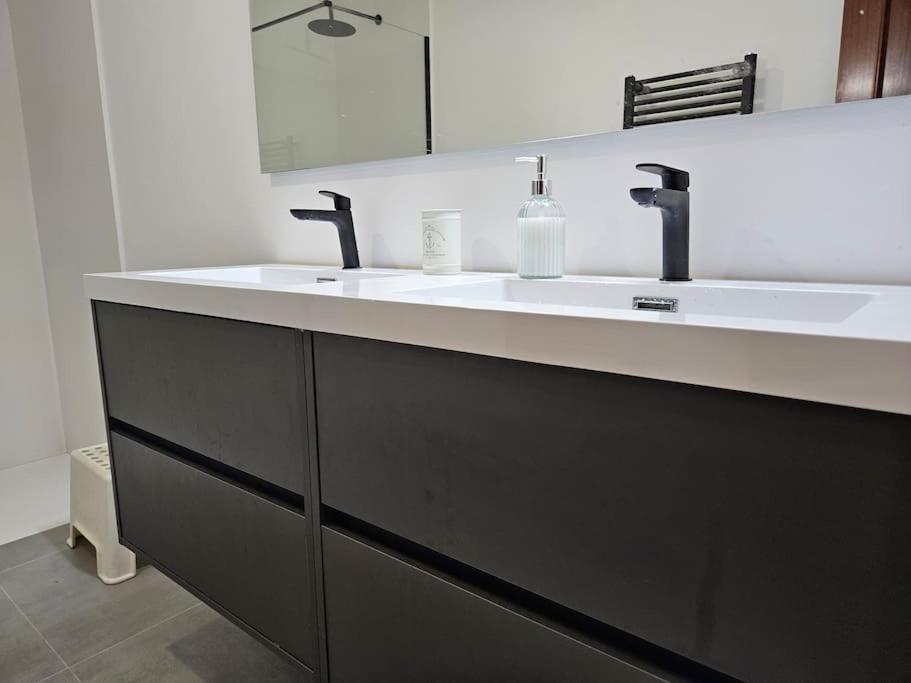 1A108 Amplio Y Moderno Apartamento กิฮอน ภายนอก รูปภาพ